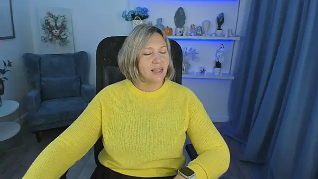 NinaStarle online show from 10-16-25, 04:21