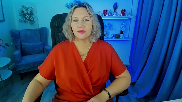 NinaStarle online show from 10-30-25, 04:44