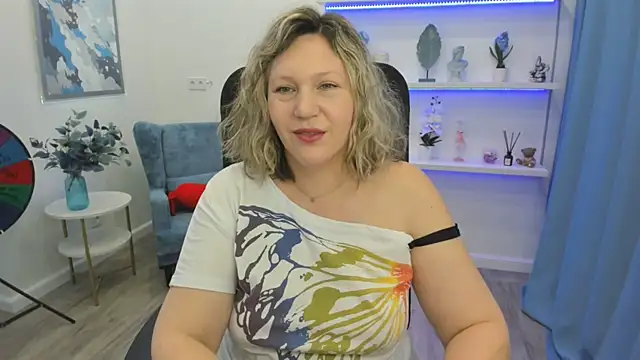 Snapshot of NinaStarle chatting on 05-07-26, 04:50 NinaStarle online show from 05-07-26, 04:50
