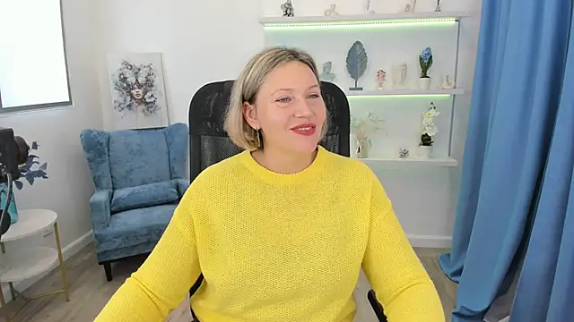 NinaStarle online show from 10-08-25, 04:36