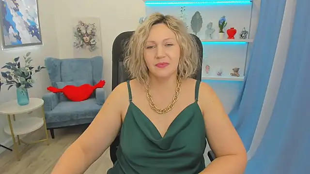 NinaStarle online show from 03-12-26, 11:47