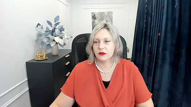 NinaStarle online show from 11-22-25, 04:33