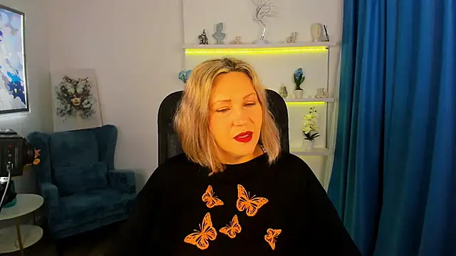 NinaStarle online show from 11-27-25, 04:35