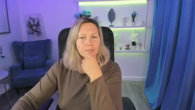 NinaStarle online show from 09-13-25, 11:32
