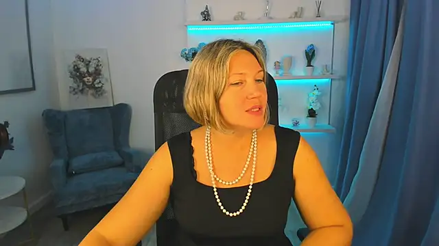 NinaStarle online show from 10-05-25, 04:47
