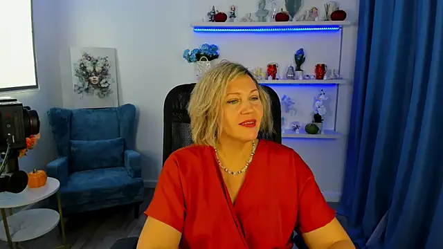 NinaStarle online show from 10-19-25, 04:37