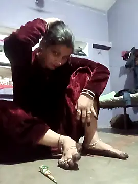Snapshot of Hot_sonali chatting on 10-21-25, 02:49 Hot sonali online show from 10-21-25, 02:49