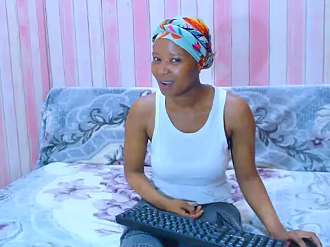 Snapshot of ebonyfirexx chatting on 09-24-25, 05:25 ebonyfirexx online show from 09-24-25, 05:25