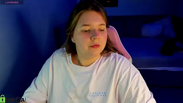 Chloee White online show from 09-29-25, 06:53
