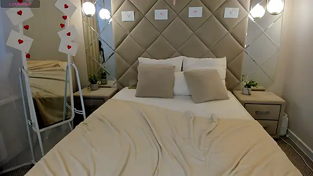 Chloee White online show from 02-14-26, 09:42