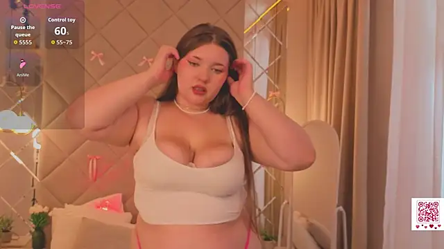 Chloee White online show from 07-17-26, 08:55