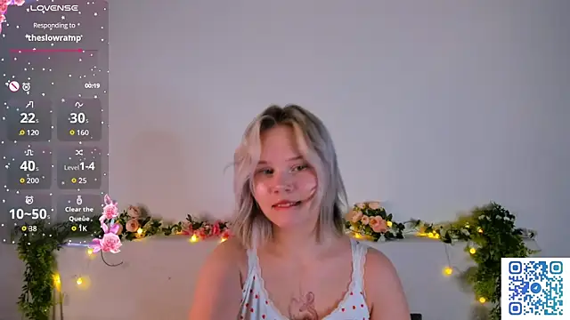 girlllsooft online show from 10-25-25, 01:45