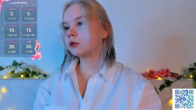 girlllsooft online show from 11-26-25, 10:43