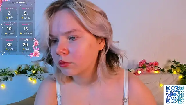 girlllsooft online show from 11-13-25, 01:31