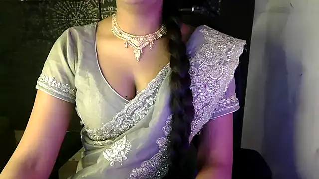 Snapshot of catpussy_ruhi chatting on 10-20-25, 08:04 catpussy ruhi online show from 10-20-25, 08:04