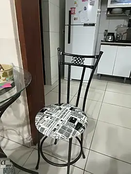 Snapshot of Casalmasc chatting on 12-17-25, 04:56 Casalmasc online show from 12-17-25, 04:56