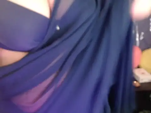 anika bold online show from 11-20-25, 03:51