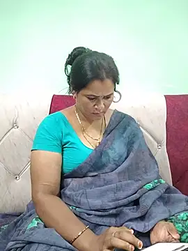 Snapshot of tamilaruvi chatting on 07-13-26, 04:56 tamilaruvi online show from 07-13-26, 04:56
