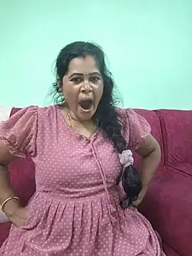 Snapshot of tamilaruvi chatting on 07-06-26, 04:53 tamilaruvi online show from 07-06-26, 04:53