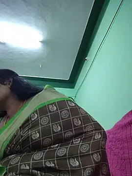 Snapshot of tamilaruvi chatting on 05-13-26, 10:33 tamilaruvi online show from 05-13-26, 10:33