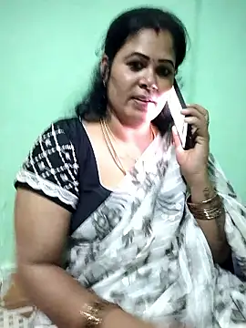 Snapshot of tamilaruvi chatting on 05-10-26, 07:38 tamilaruvi online show from 05-10-26, 07:38