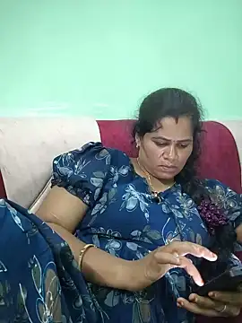 Snapshot of tamilaruvi chatting on 07-14-26, 11:27 tamilaruvi online show from 07-14-26, 11:27