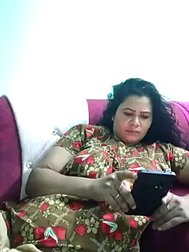 Snapshot of tamilaruvi chatting on 04-23-26, 06:42 tamilaruvi online show from 04-23-26, 06:42
