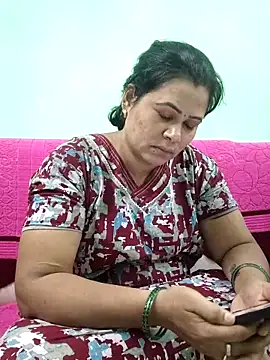 Snapshot of tamilaruvi chatting on 05-10-26, 07:34 tamilaruvi online show from 05-10-26, 07:34