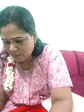 Snapshot of tamilaruvi chatting on 05-05-26, 07:22 tamilaruvi online show from 05-05-26, 07:22