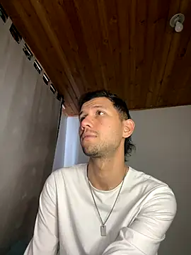 Michaell Spinelly online show from 10-21-25, 06:51