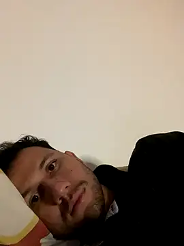 Michaell Spinelly online show from 10-26-25, 02:34