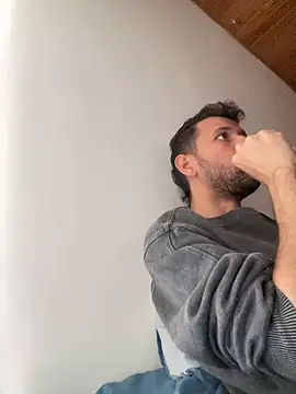 Michaell Spinelly online show from 09-16-25, 07:04