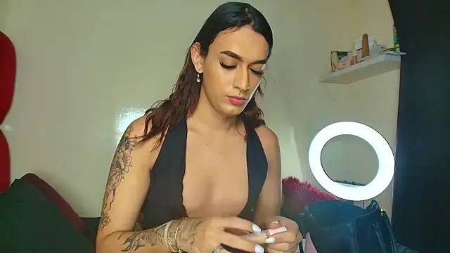 Snapshot of Camila_hot_ts chatting on 01-15-26, 01:03 Camila hot ts online show from 01-15-26, 01:03