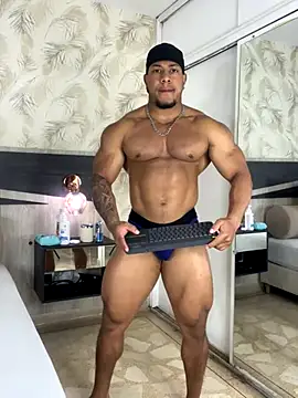 Travis lenox  online show from 10-26-25, 02:56