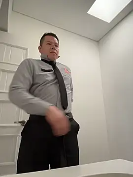 Manu0586 online show from 11-13-25, 11:14