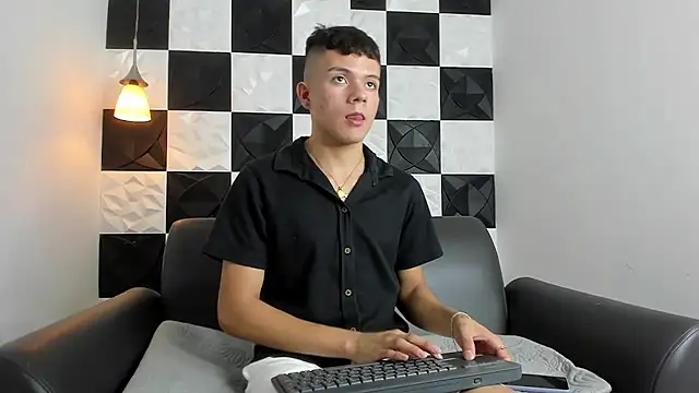 AndyFame1 online show from 09-22-25, 07:09