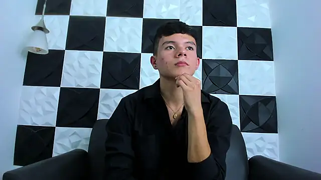 AndyFame1 online show from 11-28-25, 06:52