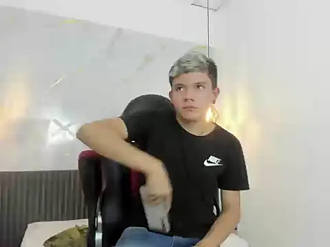 AndyFame1 online show from 02-17-26, 06:16