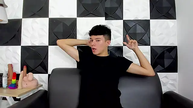 AndyFame1 online show from 12-04-25, 07:02