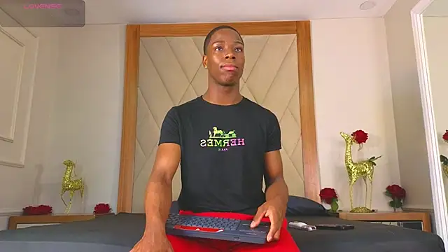 Snapshot of CharlesBrown_ chatting on 06-20-26, 02:00 CharlesBrown online show from 06-20-26, 02:00