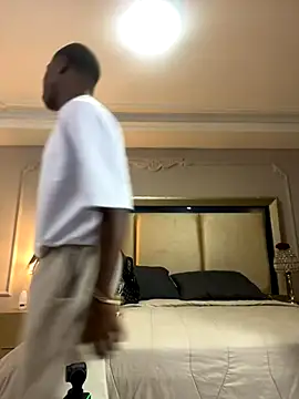 CharlesBrown  online show from 10-10-25, 12:17