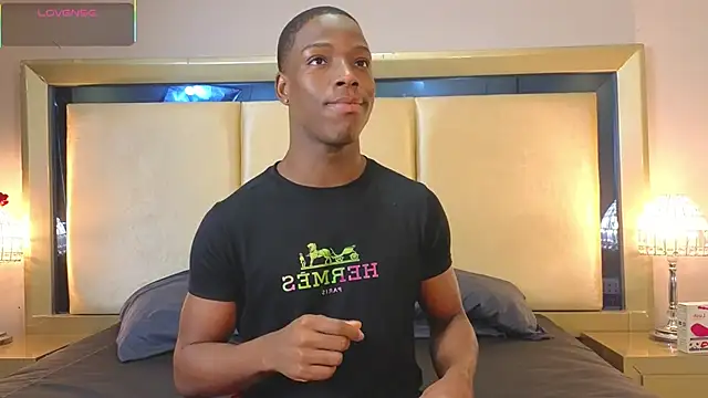 CharlesBrown  online show from 02-10-26, 01:43