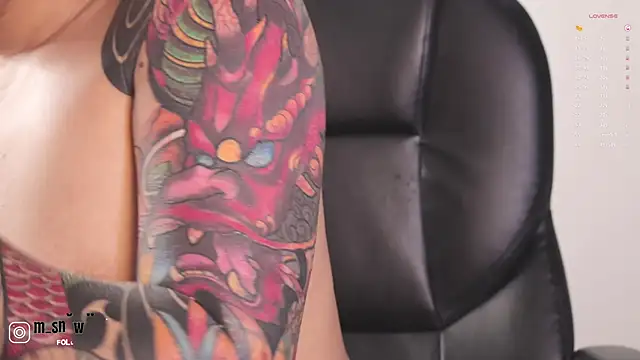 Miila snow online show from 10-13-25, 11:56