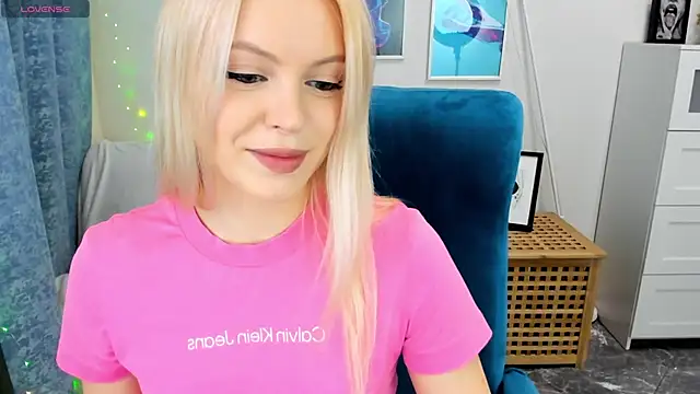 KatherineePierce online show from 06-04-26, 06:34