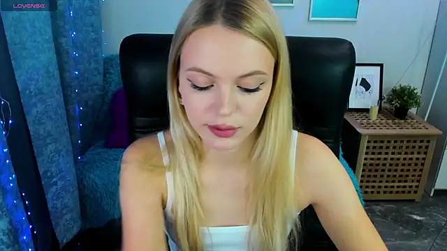 KatherineePierce online show from 10-14-25, 05:46