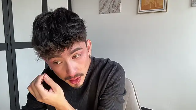 sweettaaron01 online show from 02-25-26, 06:30