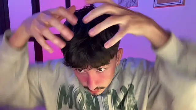 sweettaaron01 online show from 01-10-26, 03:57