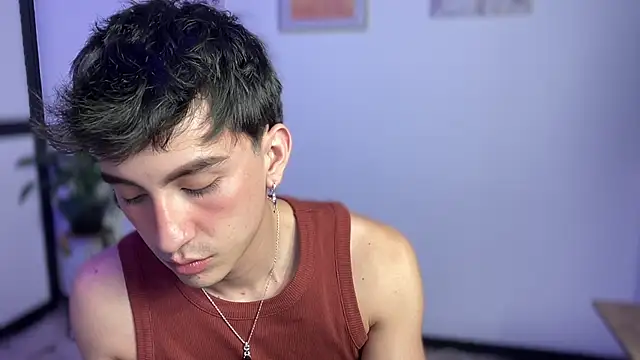 sweettaaron01 online show from 05-19-26, 12:59