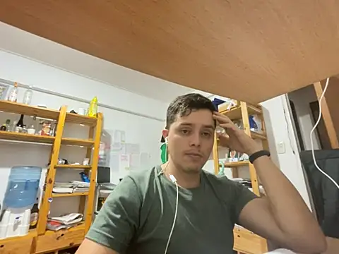 Haustin202 online show from 10-12-25, 03:08