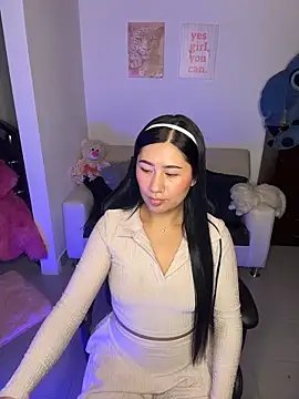 evelyn ch  online show from 02-12-26, 10:48